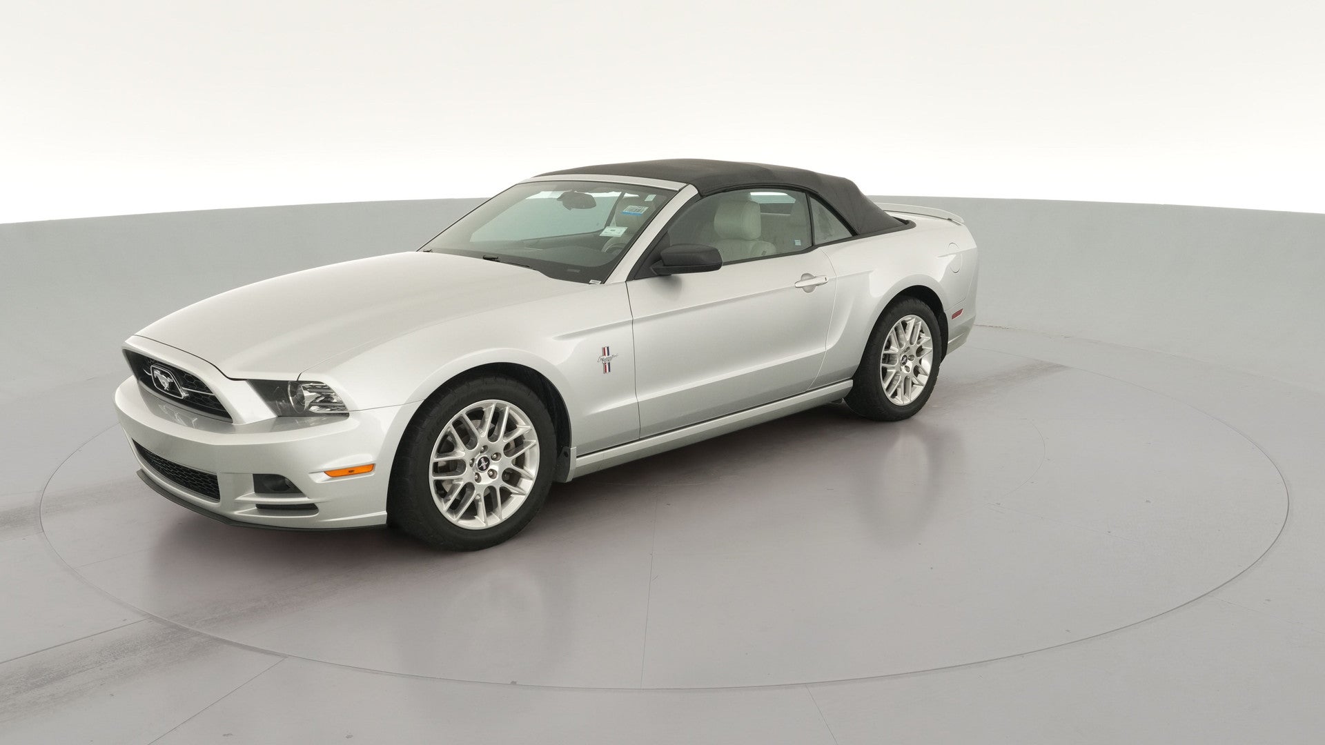 2014 Ford Mustang vehicle photo