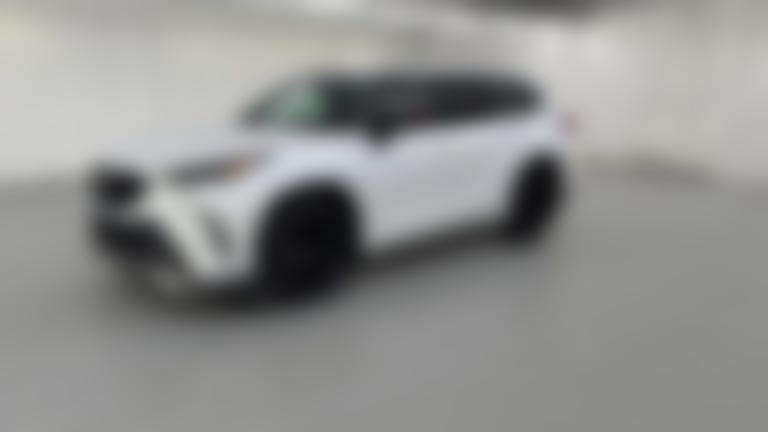 2023 Toyota Highlander vehicle photo