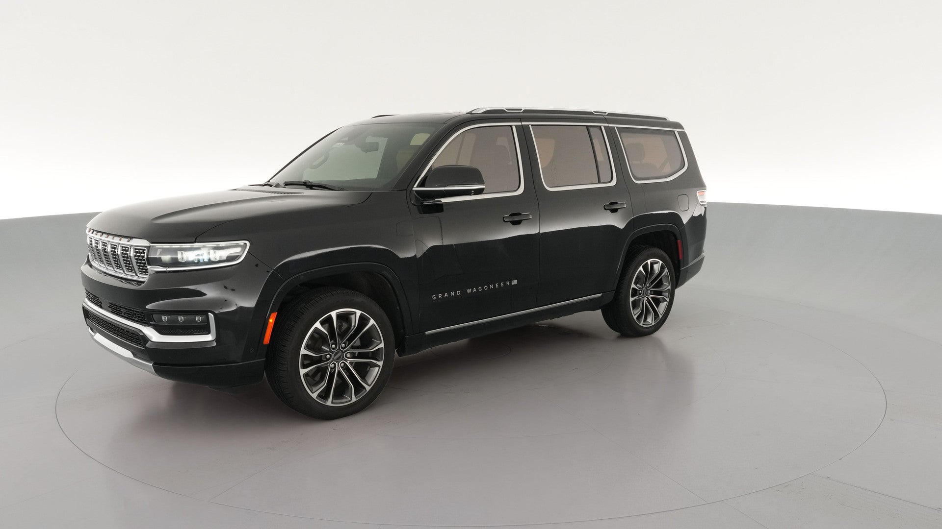 2022 Jeep Grand Wagoneer vehicle photo