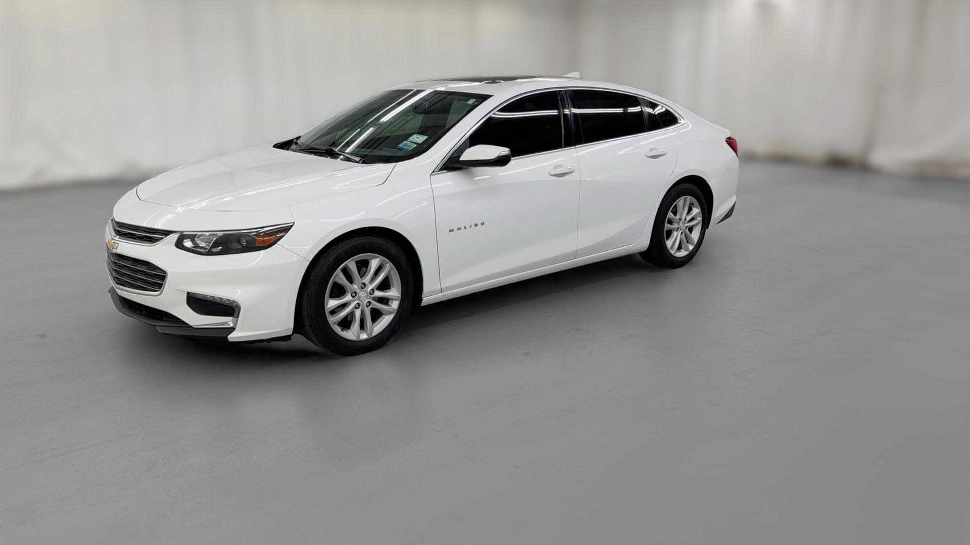 2017 Chevrolet Malibu vehicle photo