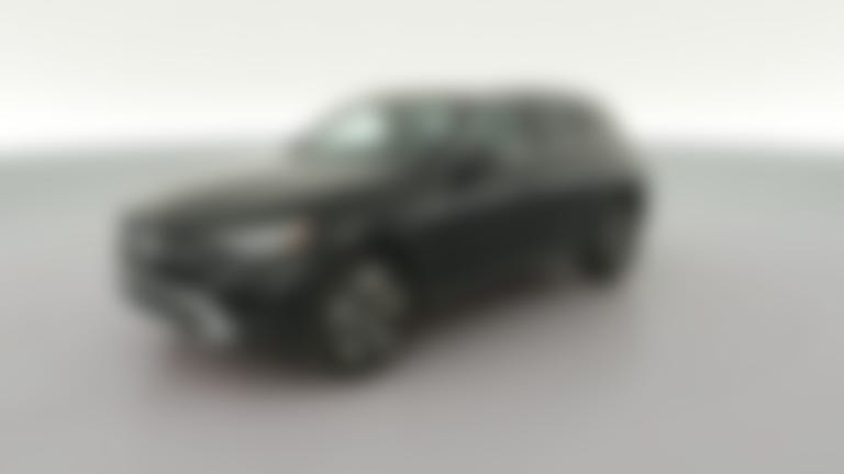 2025 Mercedes-Benz GLC vehicle photo