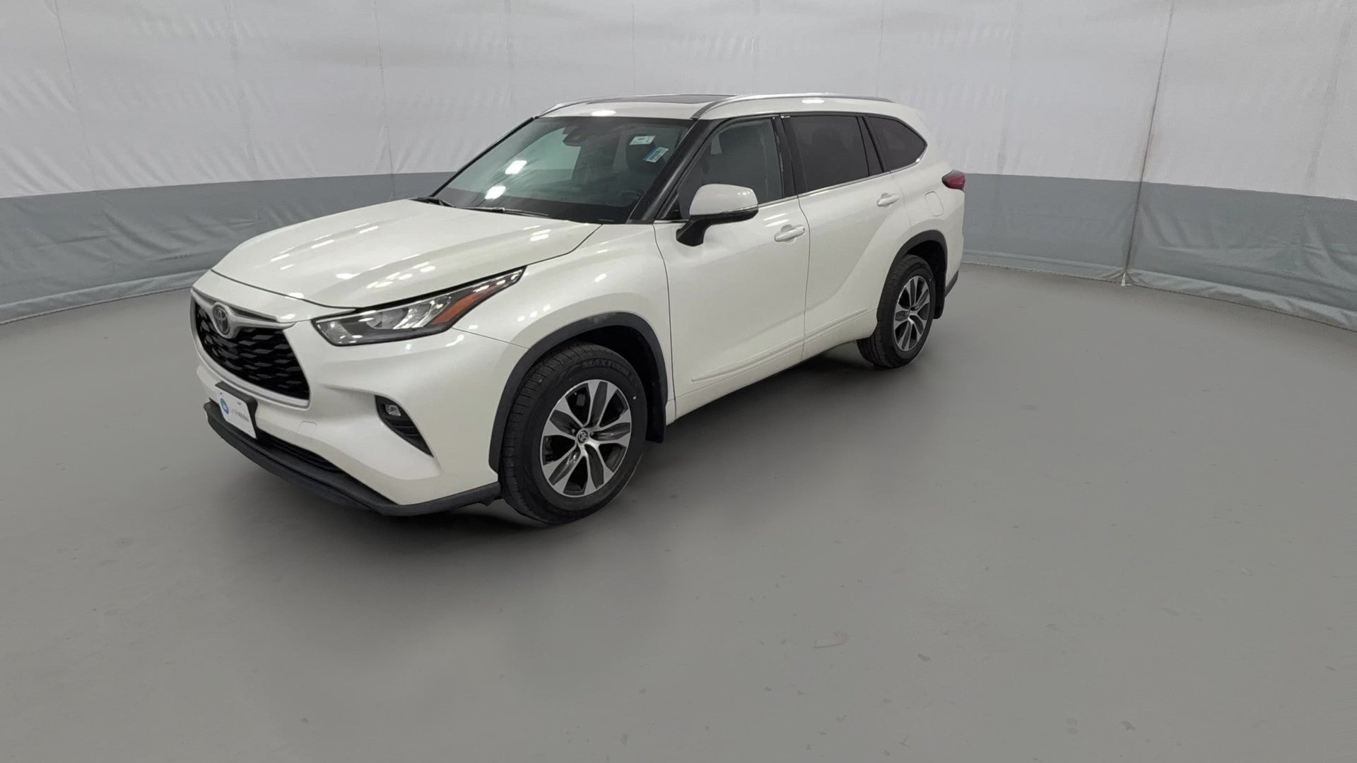 2020 Toyota Highlander vehicle photo