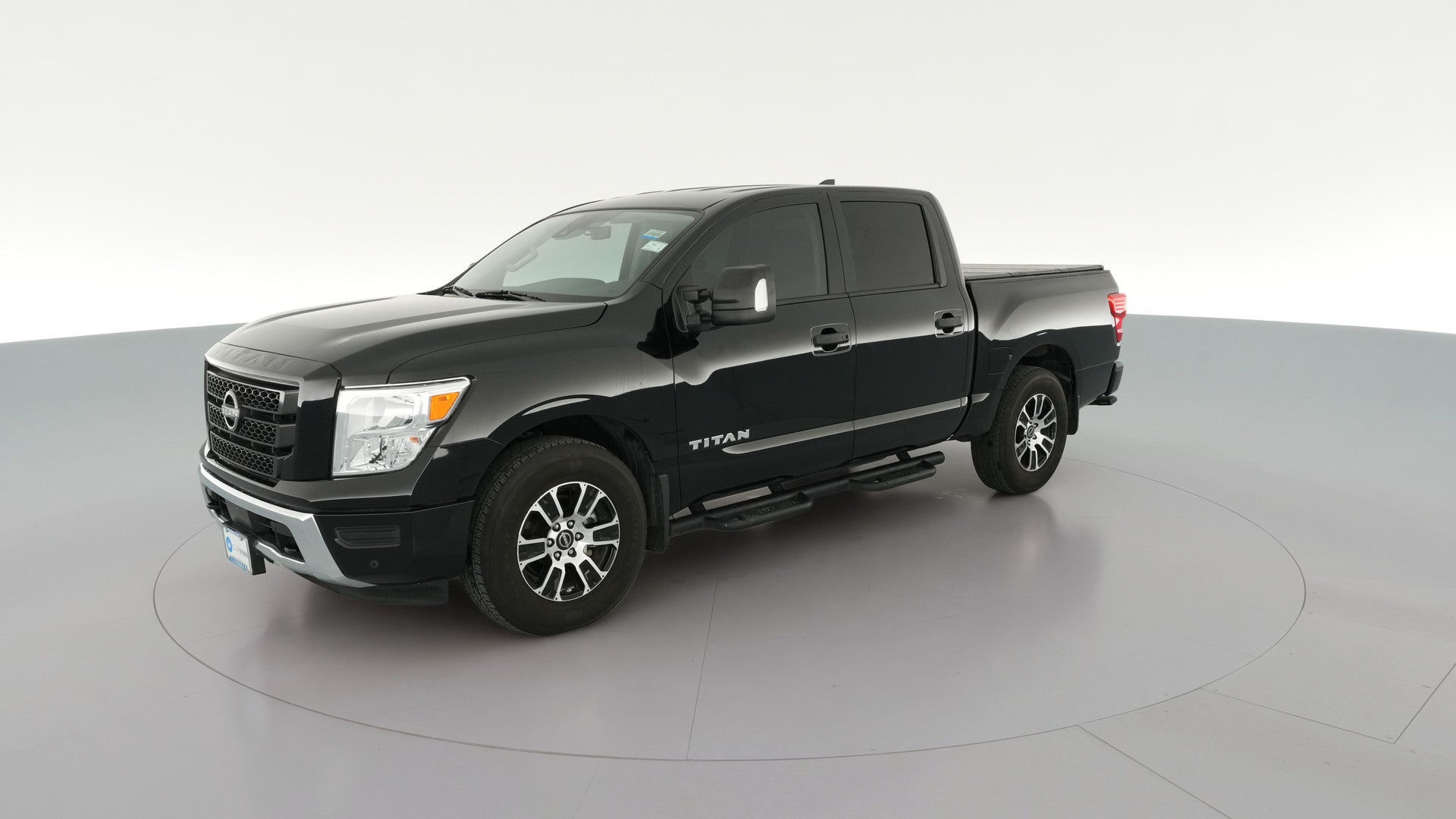 2024 Nissan Titan Crew Cab vehicle photo