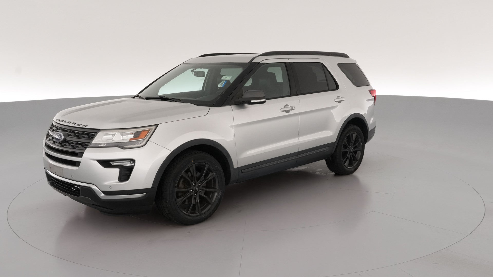 2018 Ford Explorer vehicle photo