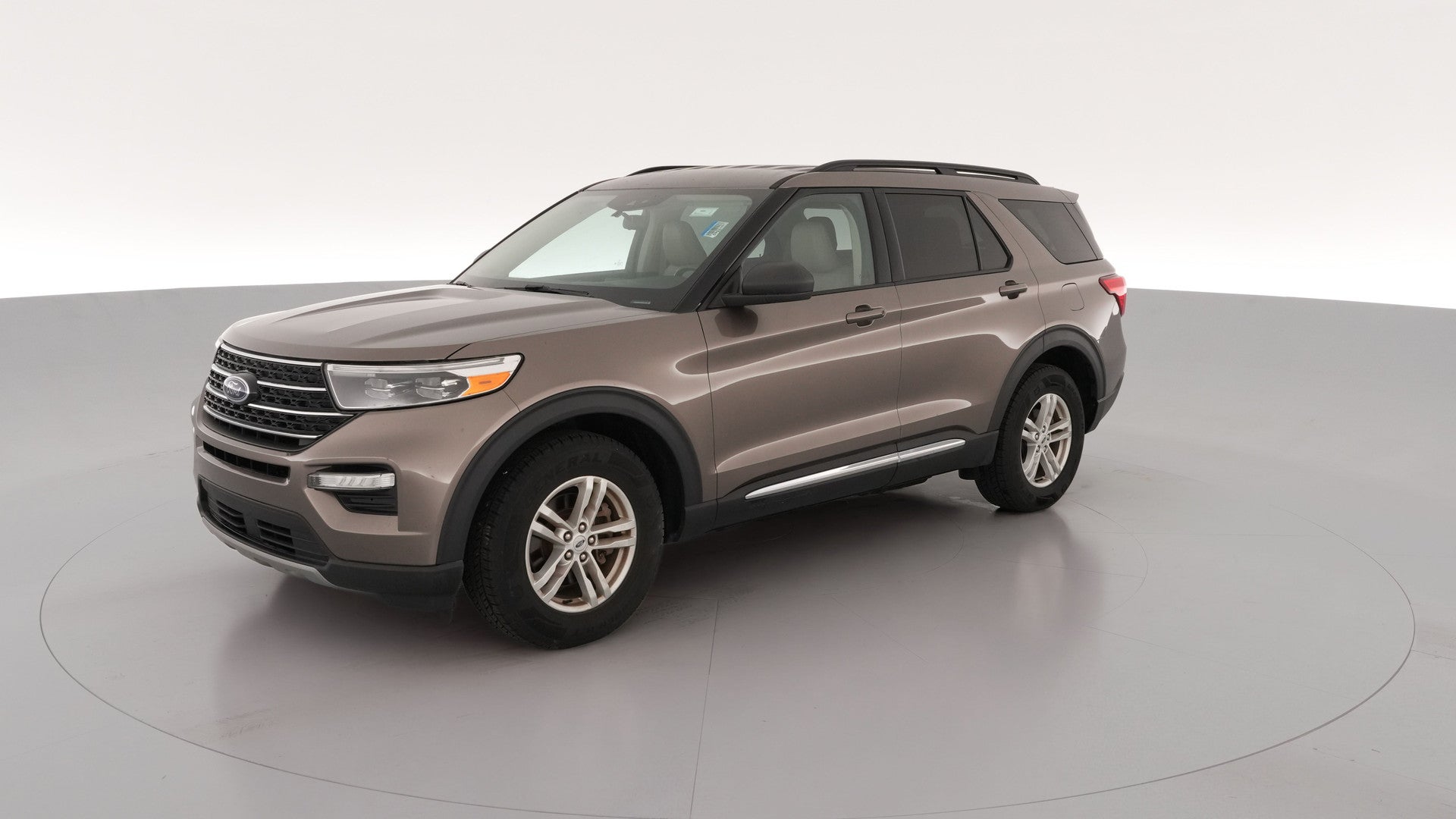 2021 Ford Explorer vehicle photo