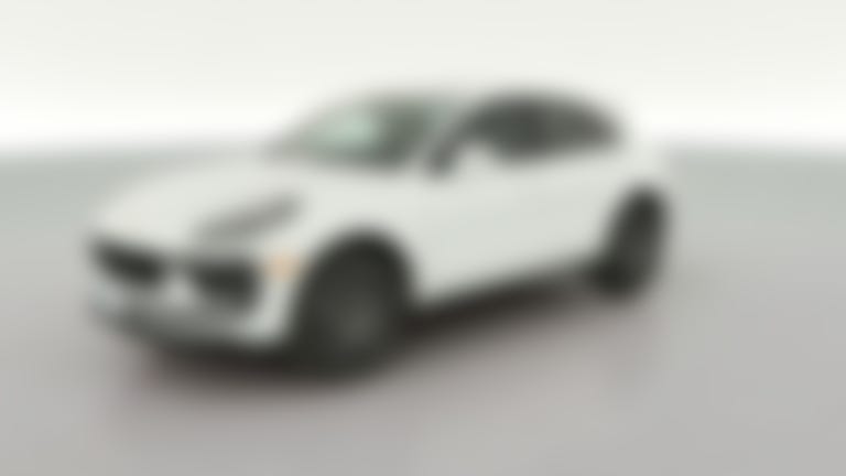 2023 Porsche Macan vehicle photo