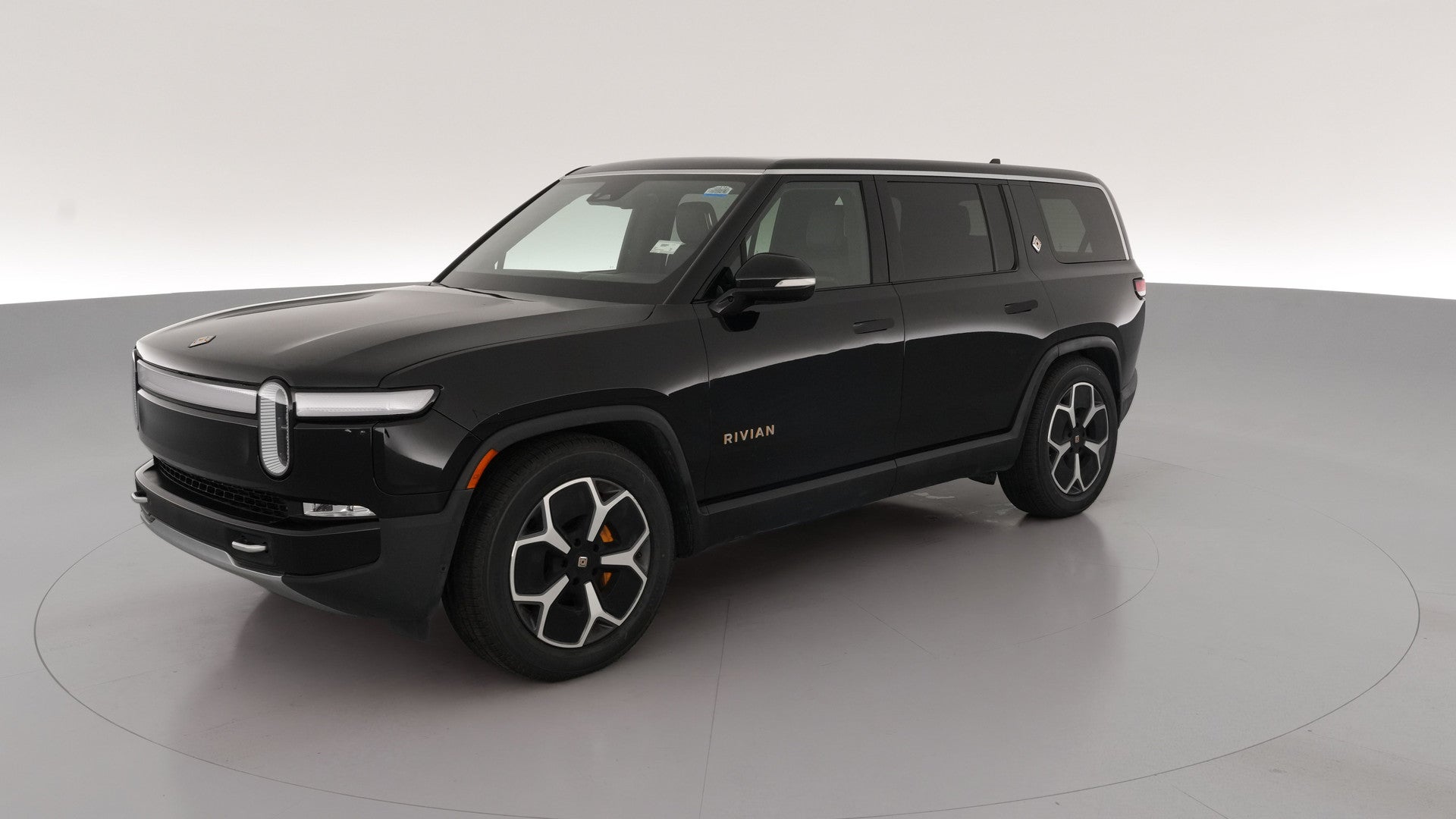 2023 Rivian R1S vehicle photo