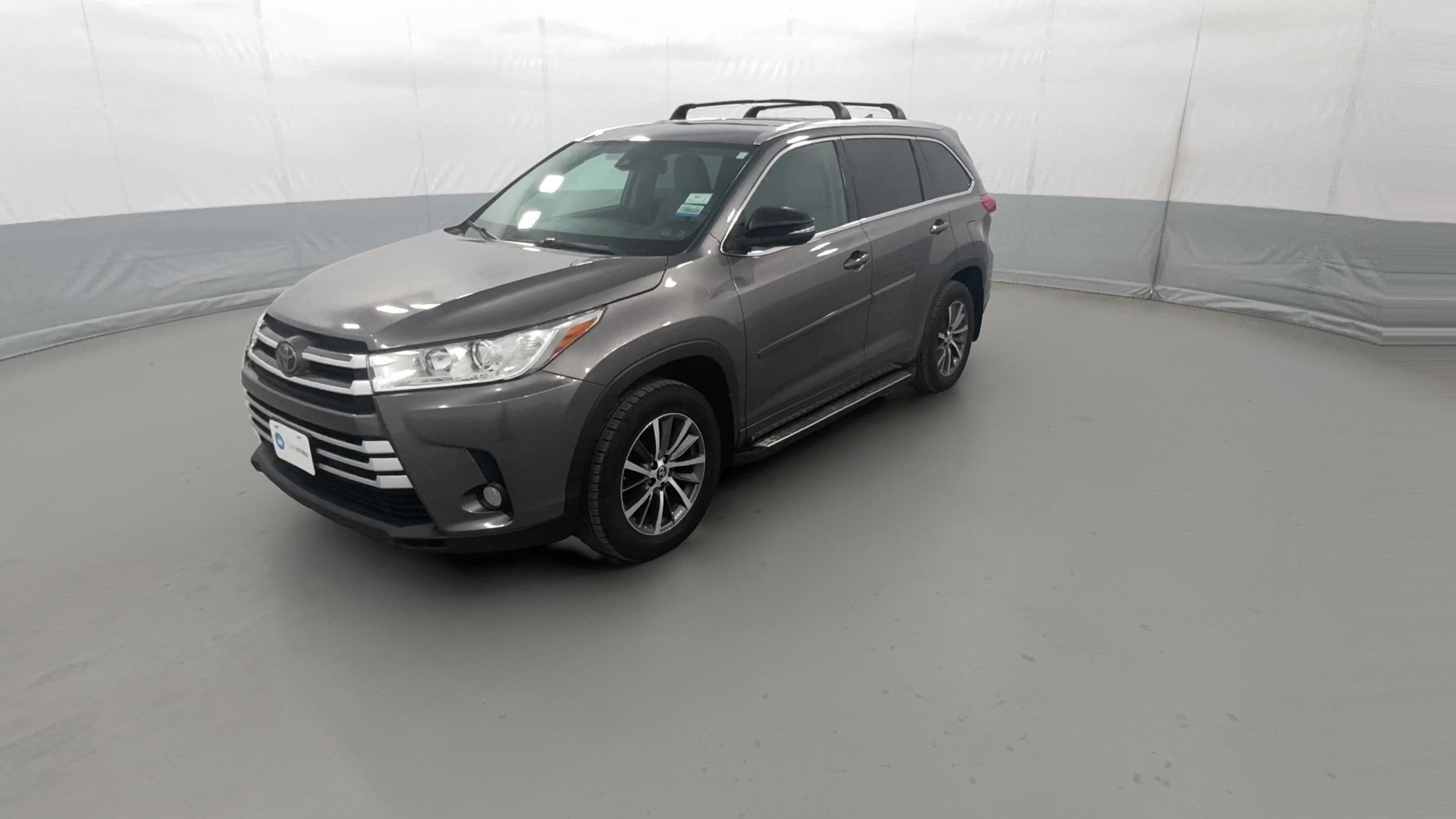 2018 Toyota Highlander vehicle photo