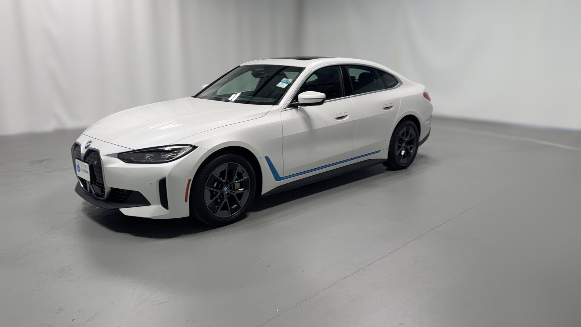 2024 BMW i4 vehicle photo