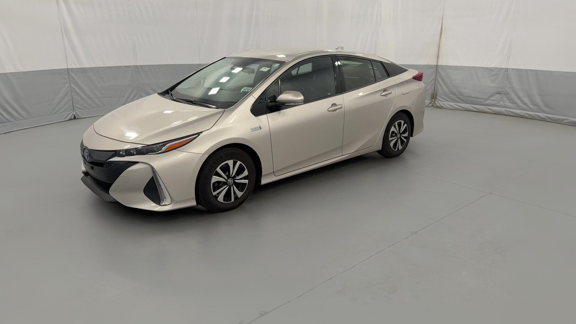 2018 Toyota Prius Prime vehicle photo