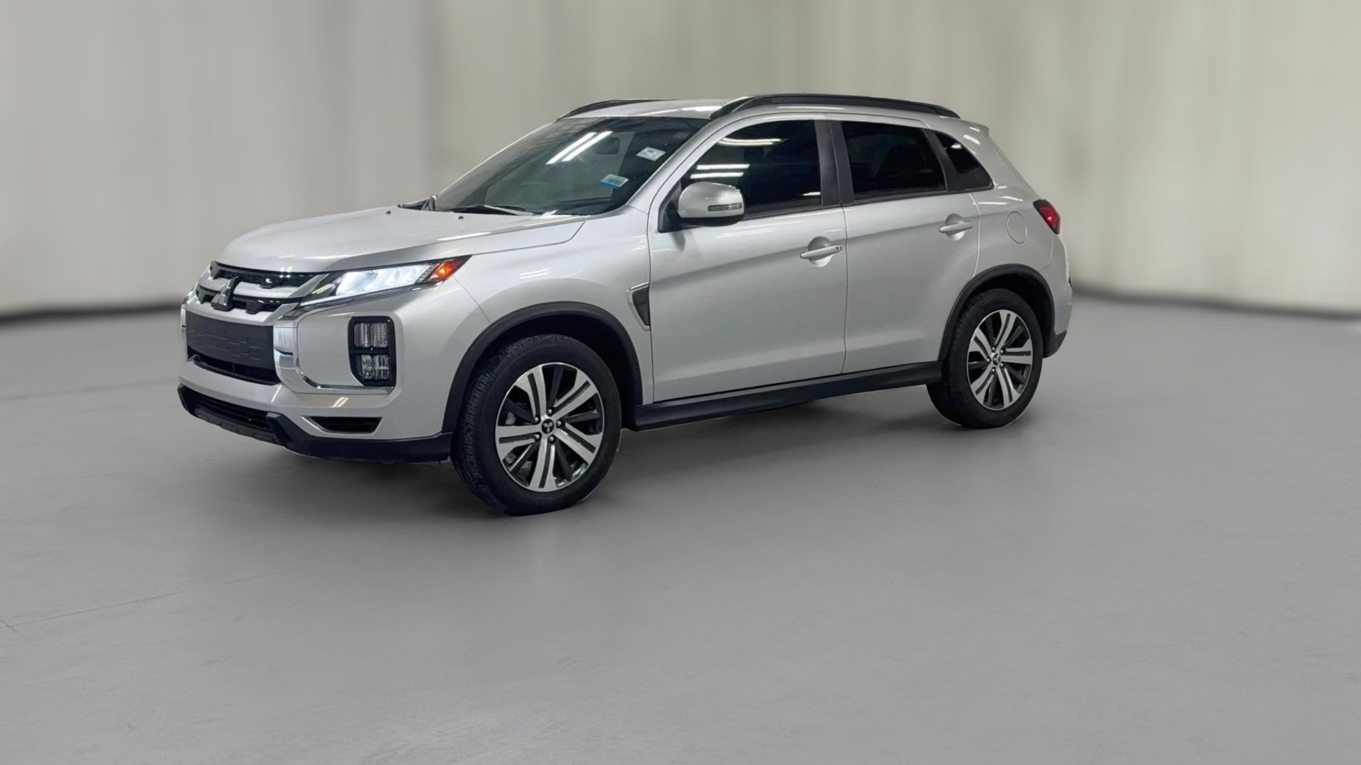 2025 Mitsubishi Outlander Sport vehicle photo