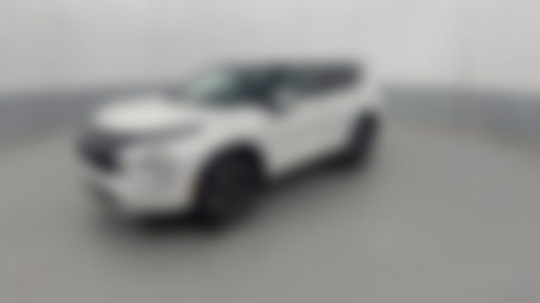 2024 Mitsubishi Outlander vehicle photo