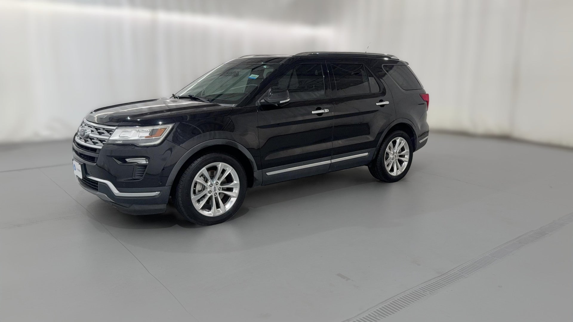 2019 Ford Explorer vehicle photo