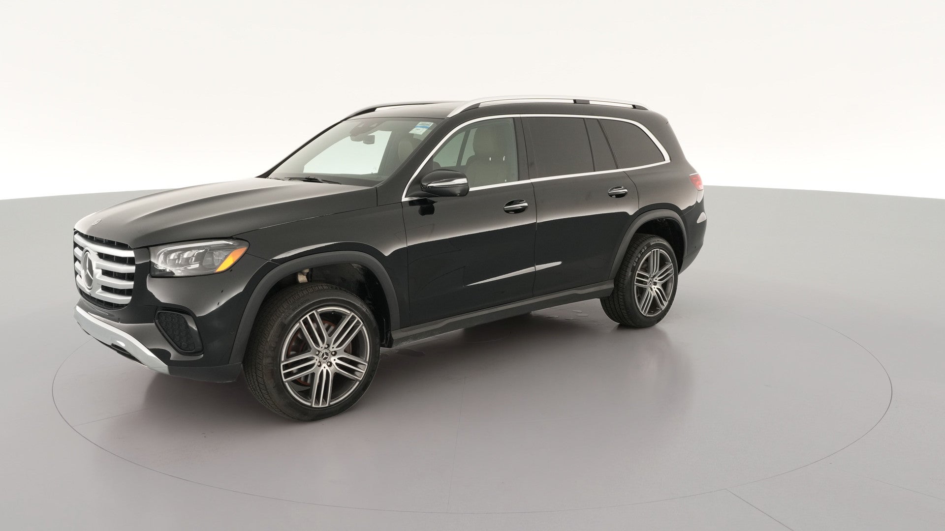 2025 Mercedes-Benz GLS vehicle photo