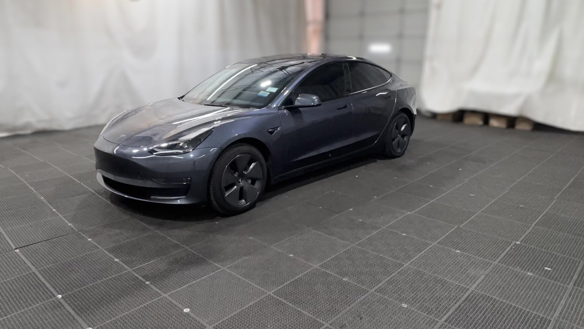 2023 Tesla Model 3 vehicle photo