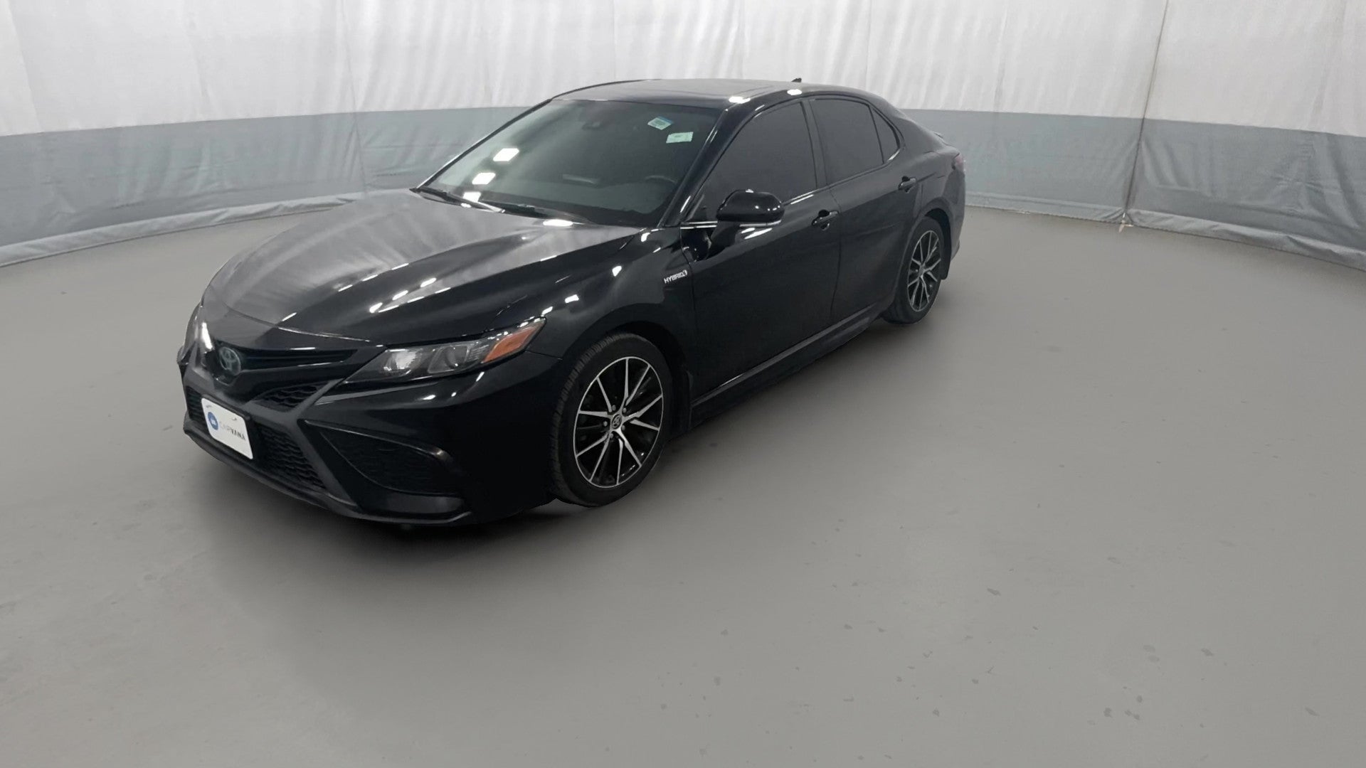 2021 Toyota Camry Hybrid vehicle photo