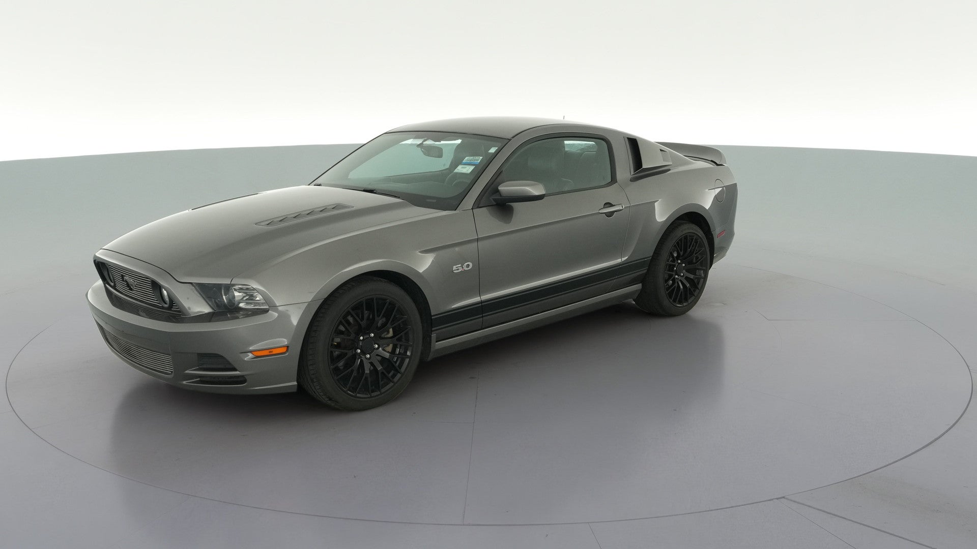 2013 Ford Mustang vehicle photo