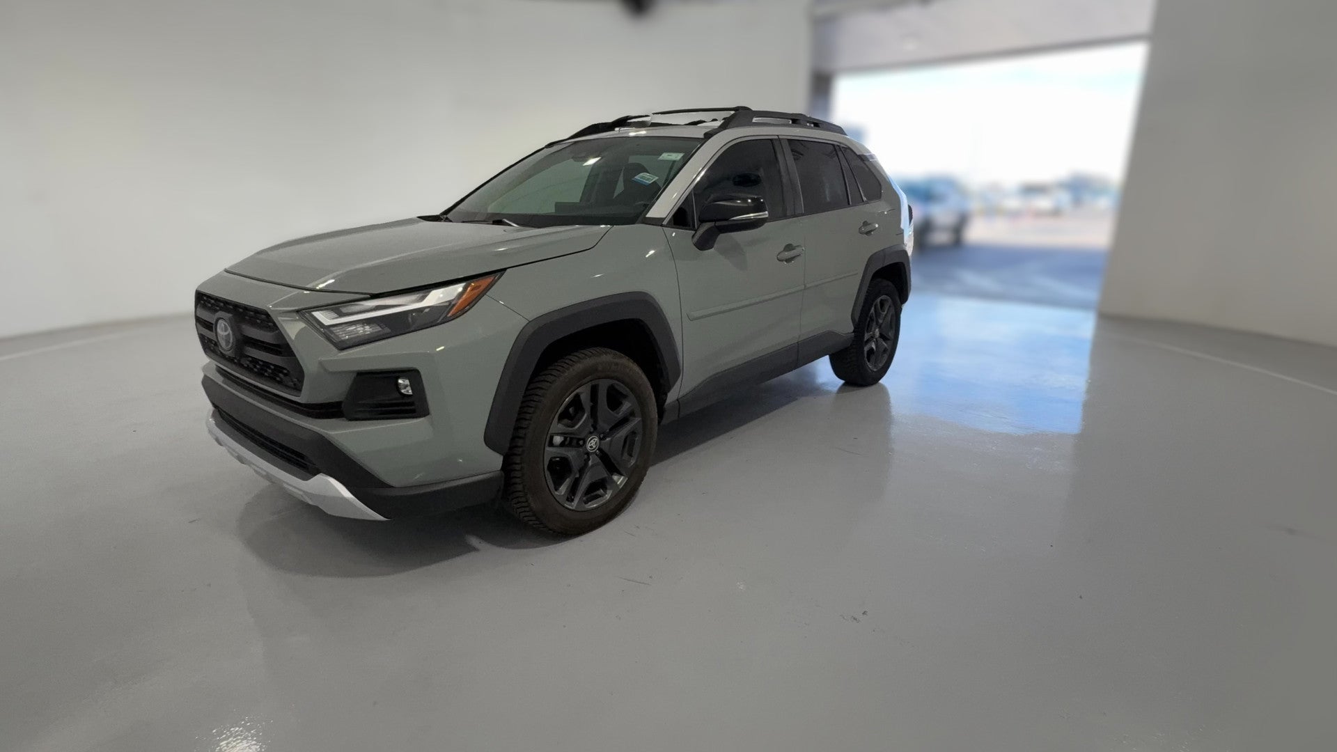 2022 Toyota RAV4 vehicle photo