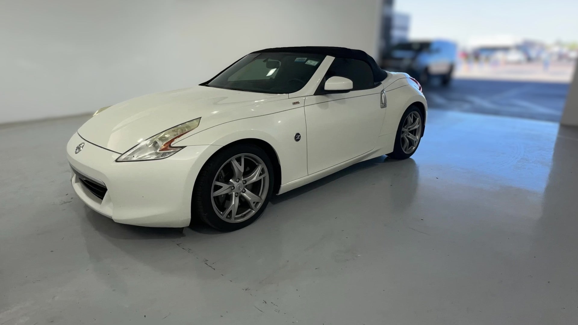 2012 Nissan 370Z vehicle photo
