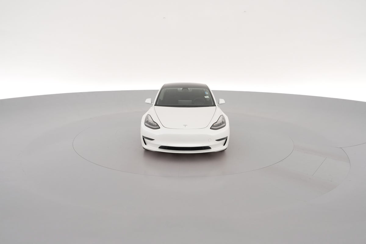 2019 Tesla Model 3 Long Range All-Wheel Drive in Pearl White — 360° view 1