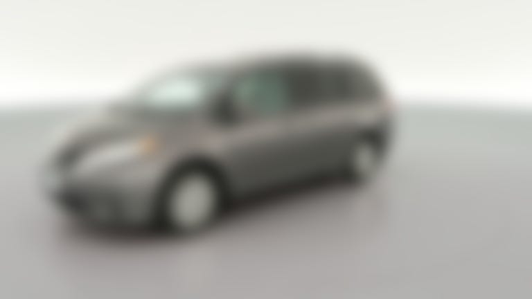 2016 Toyota Sienna vehicle photo