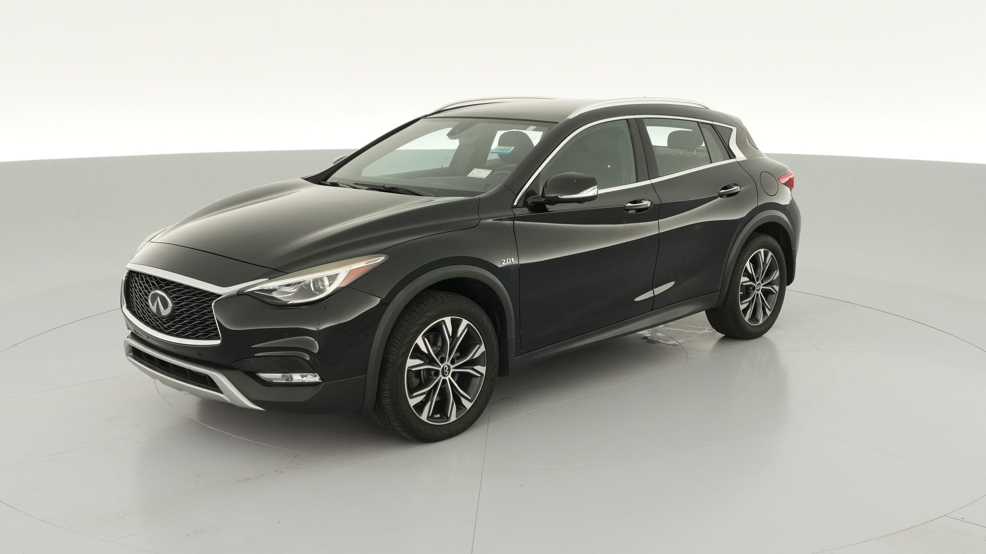 2018 INFINITI QX30 vehicle photo