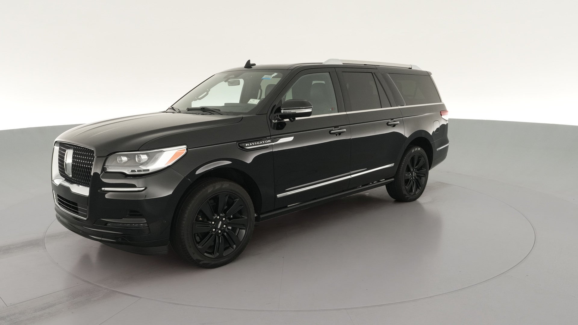 2023 Lincoln Navigator L vehicle photo