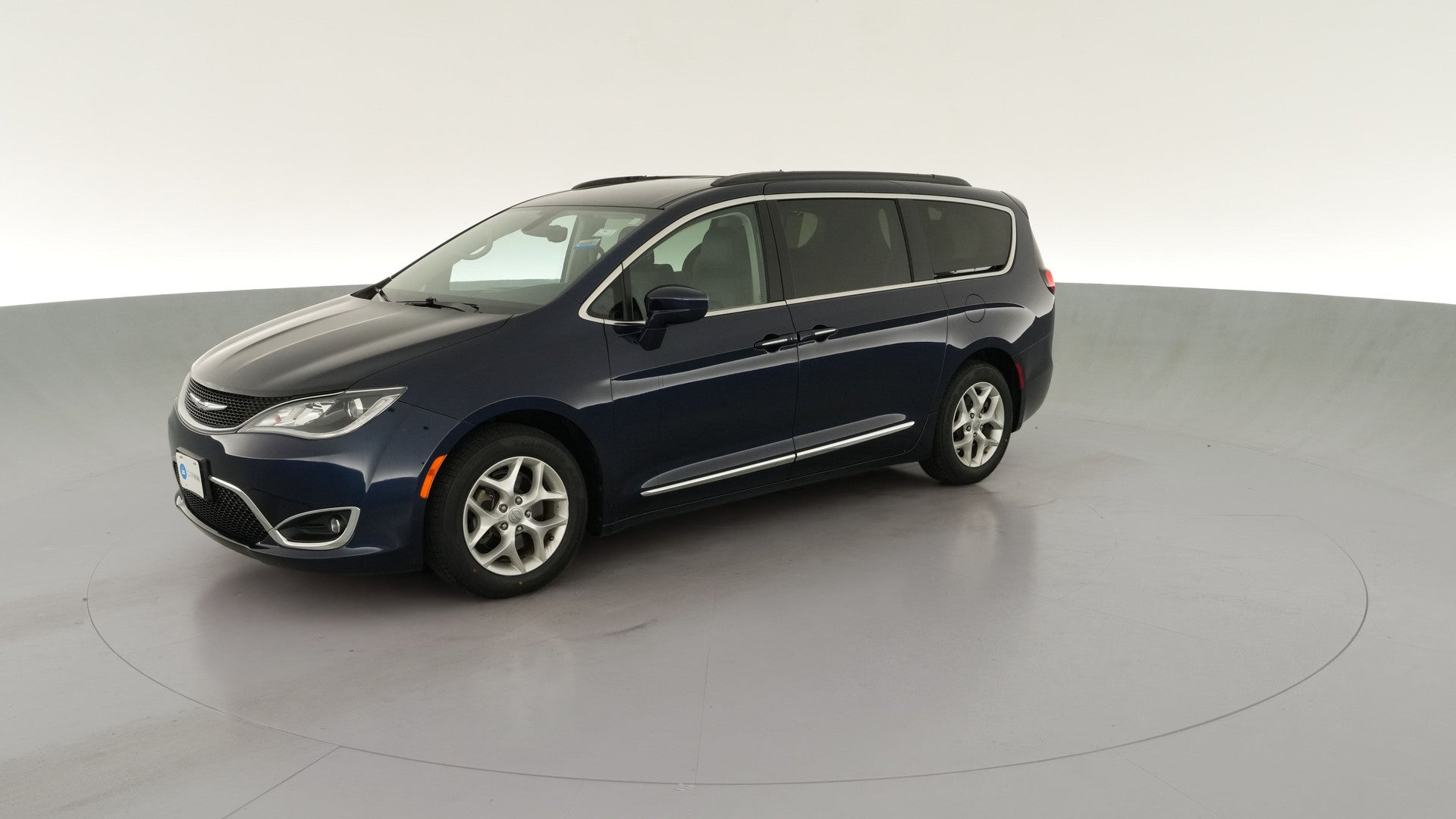 2017 Chrysler Pacifica vehicle photo