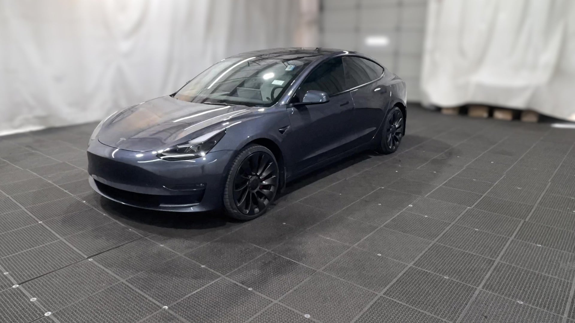 2022 Tesla Model 3 vehicle photo