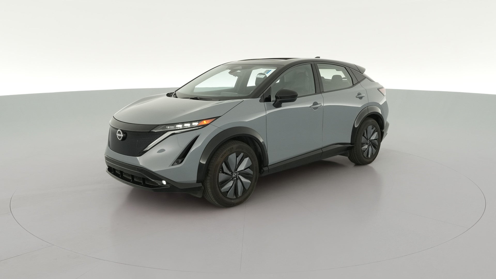 2023 Nissan ARIYA vehicle photo