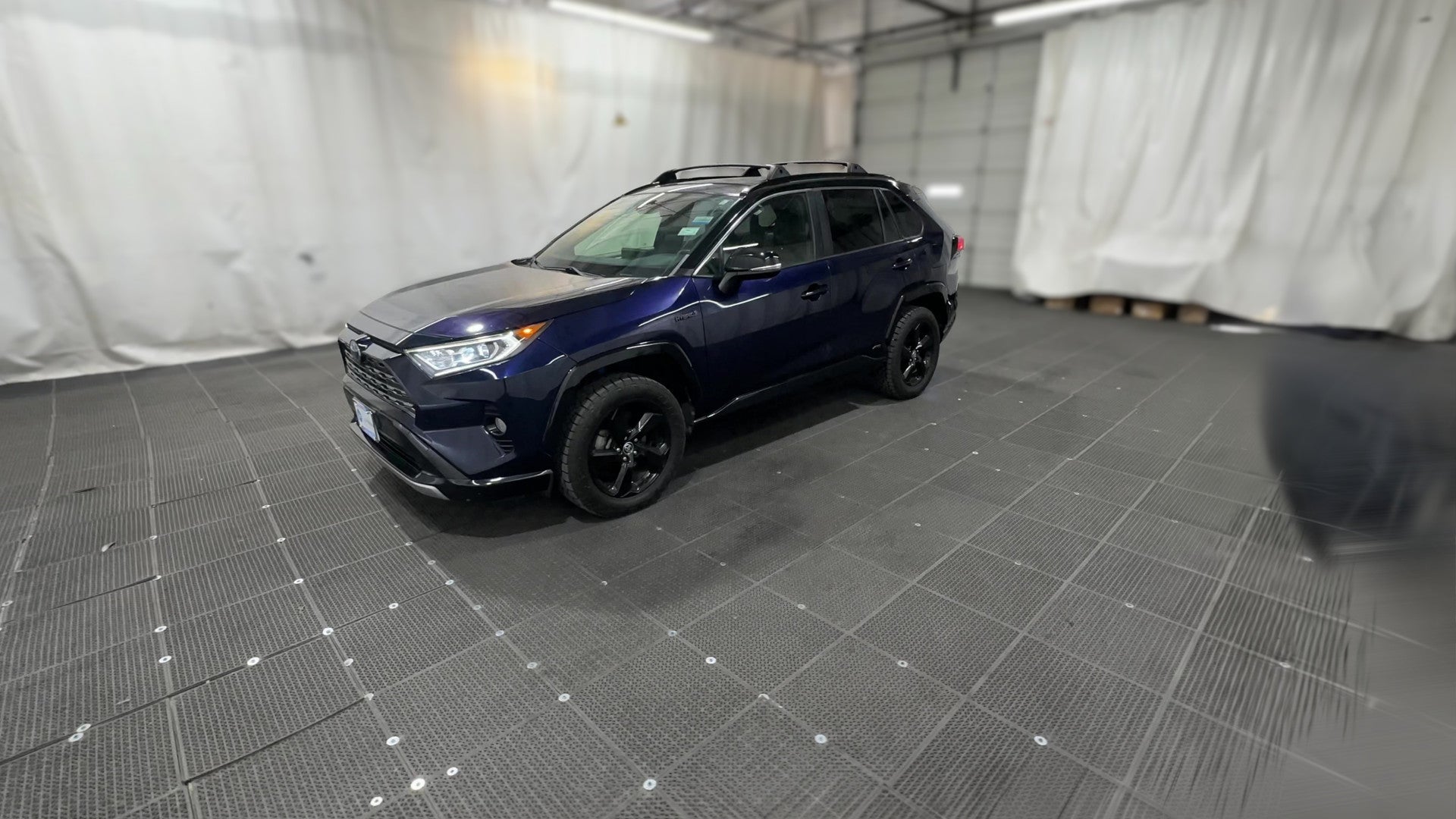 2020 Toyota RAV4 Hybrid vehicle photo