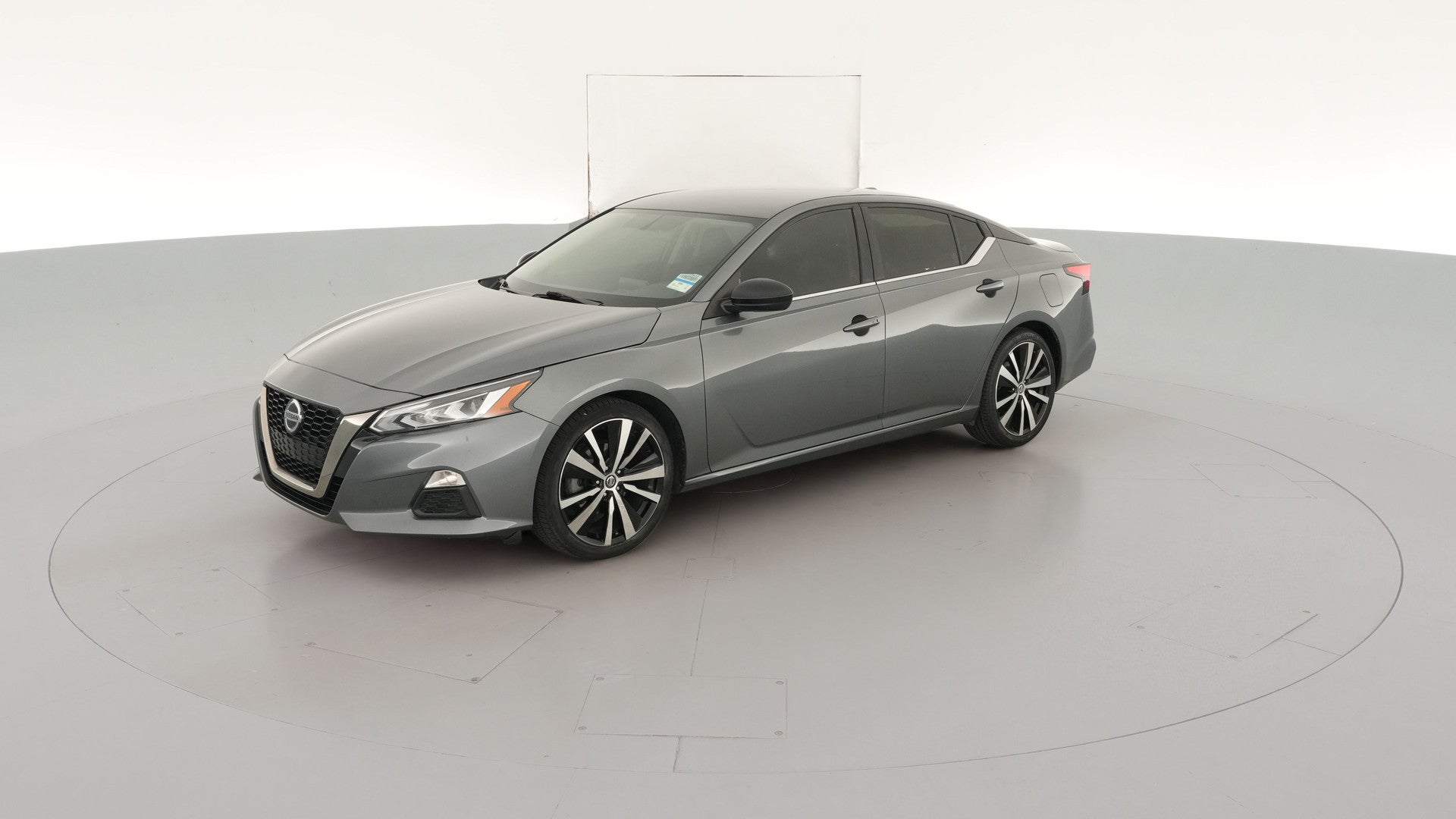 2019 Nissan Altima vehicle photo