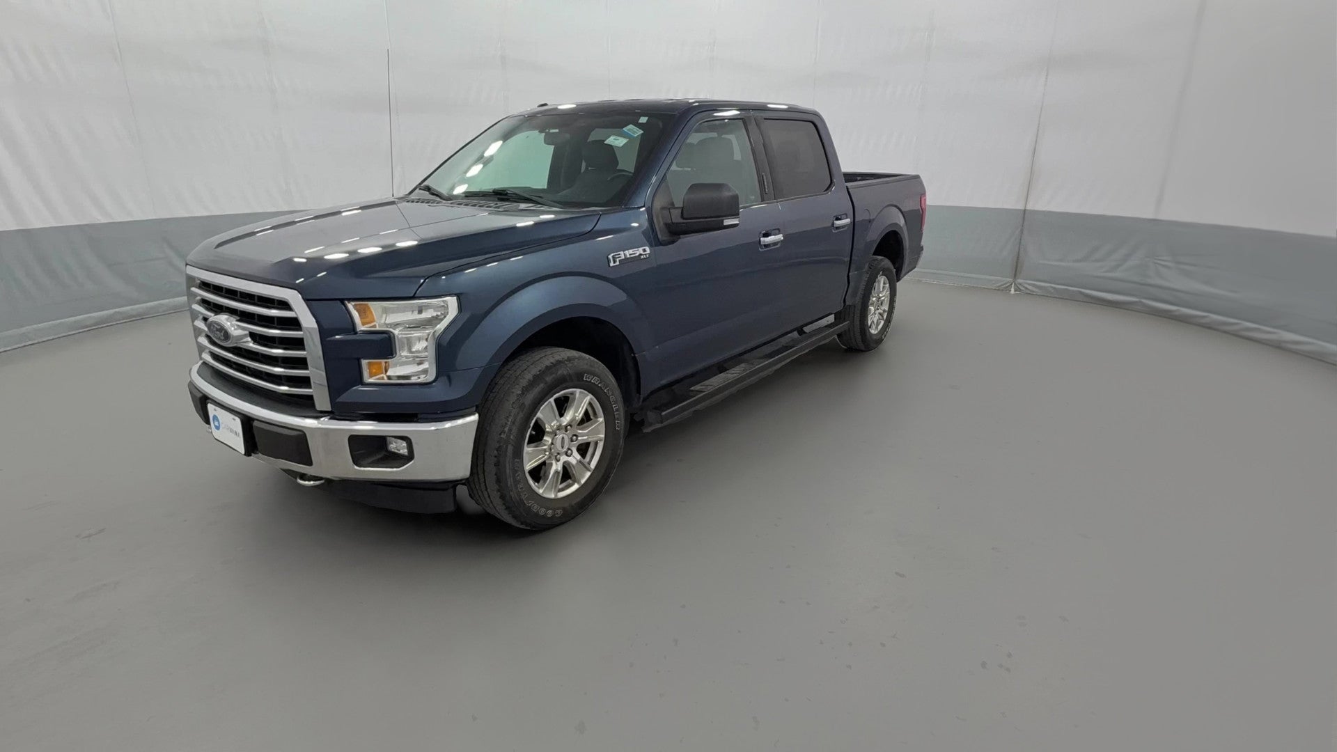2017 Ford F150 SuperCrew Cab vehicle photo