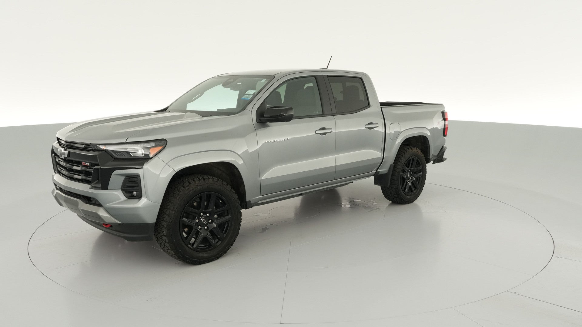 2024 Chevrolet Colorado Crew Cab vehicle photo