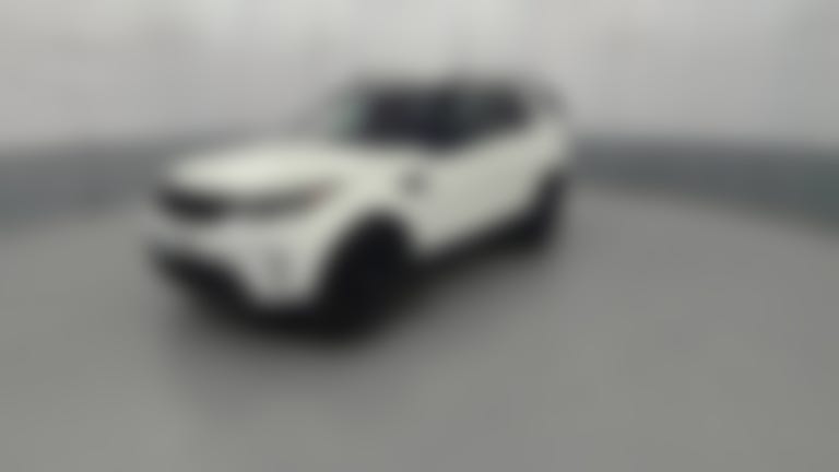 2019 Land Rover Discovery vehicle photo