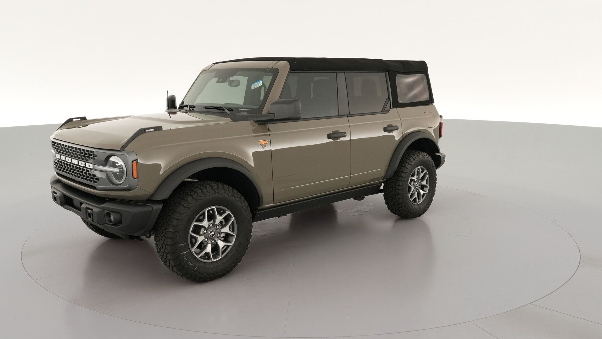 2025 Ford Bronco vehicle photo