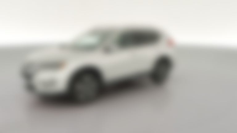 2017 Nissan Rogue vehicle photo