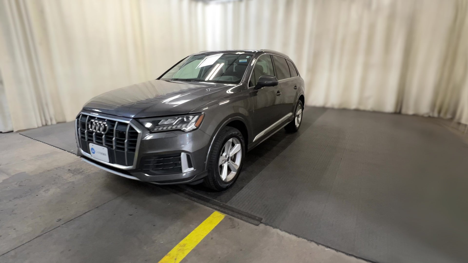 2024 Audi Q7 vehicle photo