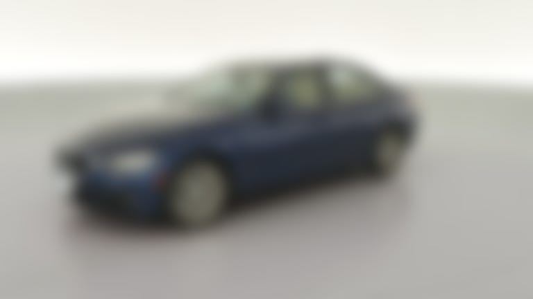 2018 BMW 3 Series vehicle photo