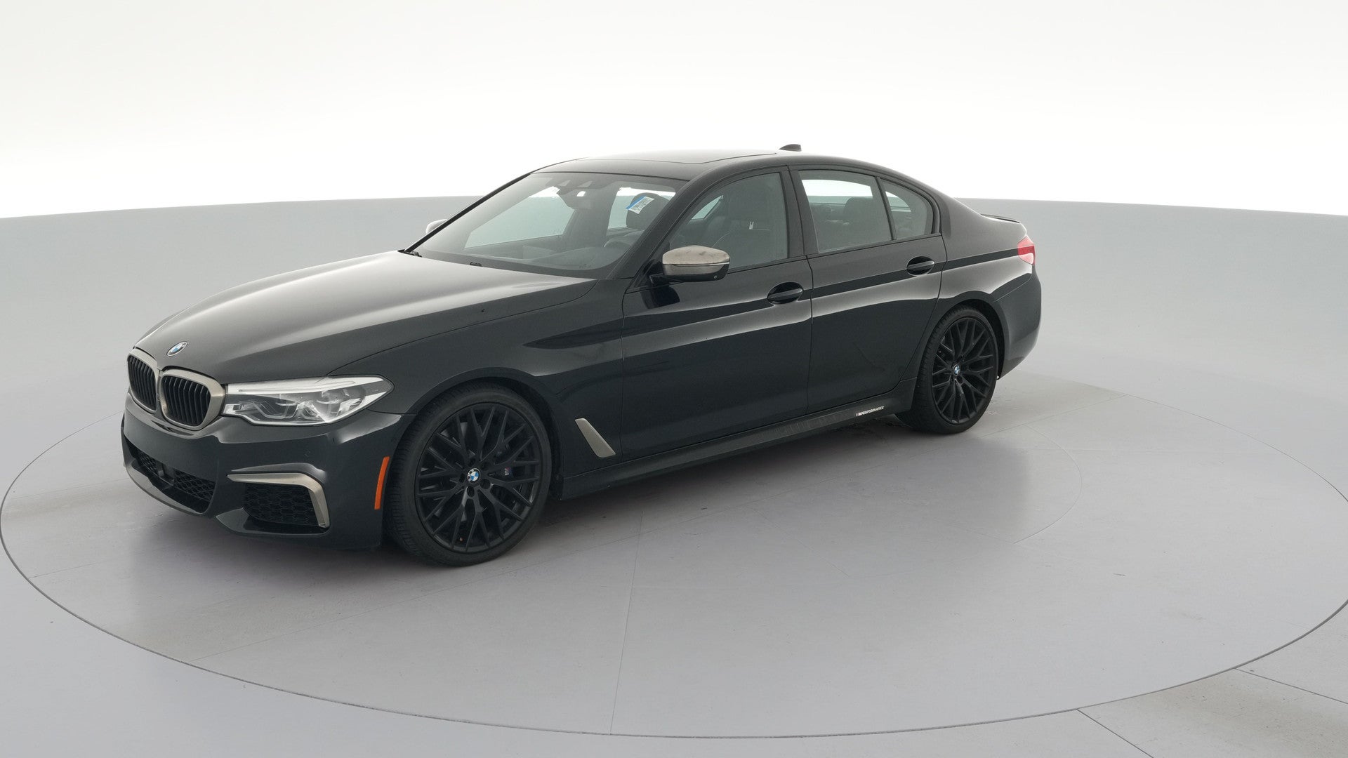 2019 BMW 5 Series vehicle photo