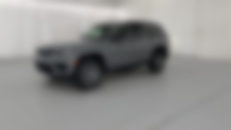 2027 Jeep Grand Cherokee vehicle photo