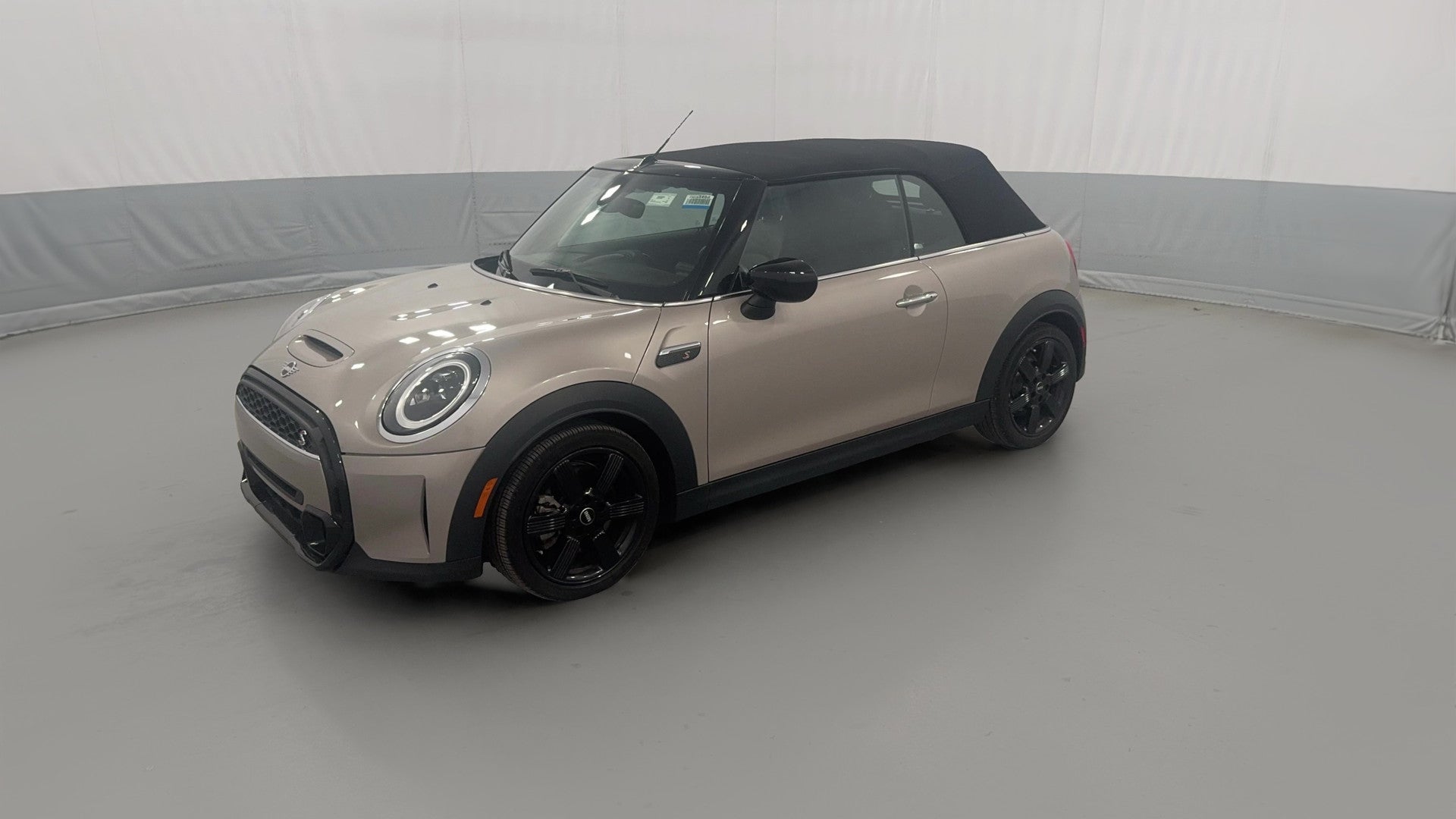 2024 MINI Convertible vehicle photo