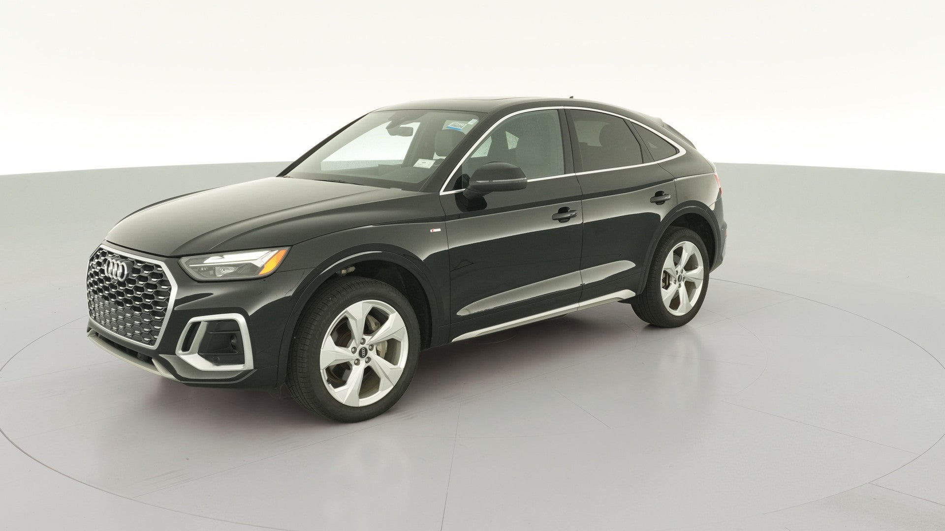 2021 Audi Q5 Sportback vehicle photo