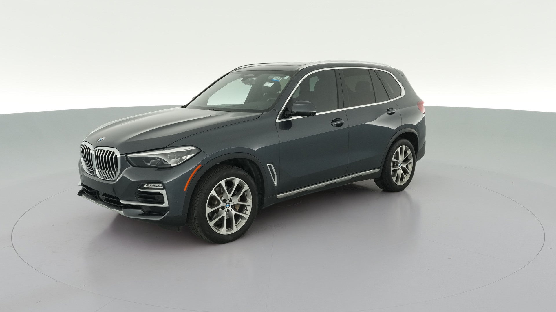 2021 BMW X5 vehicle photo