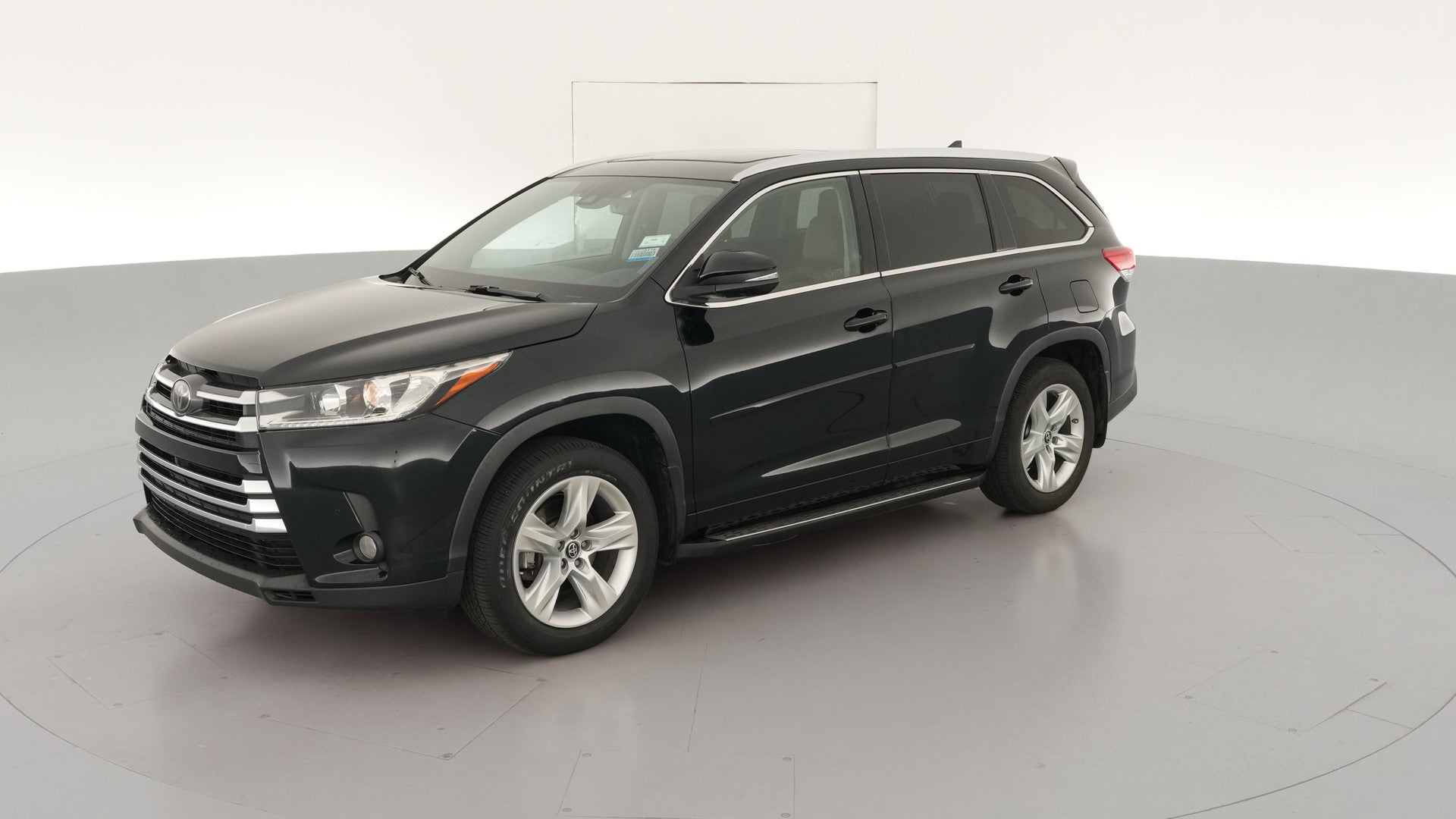 2018 Toyota Highlander vehicle photo