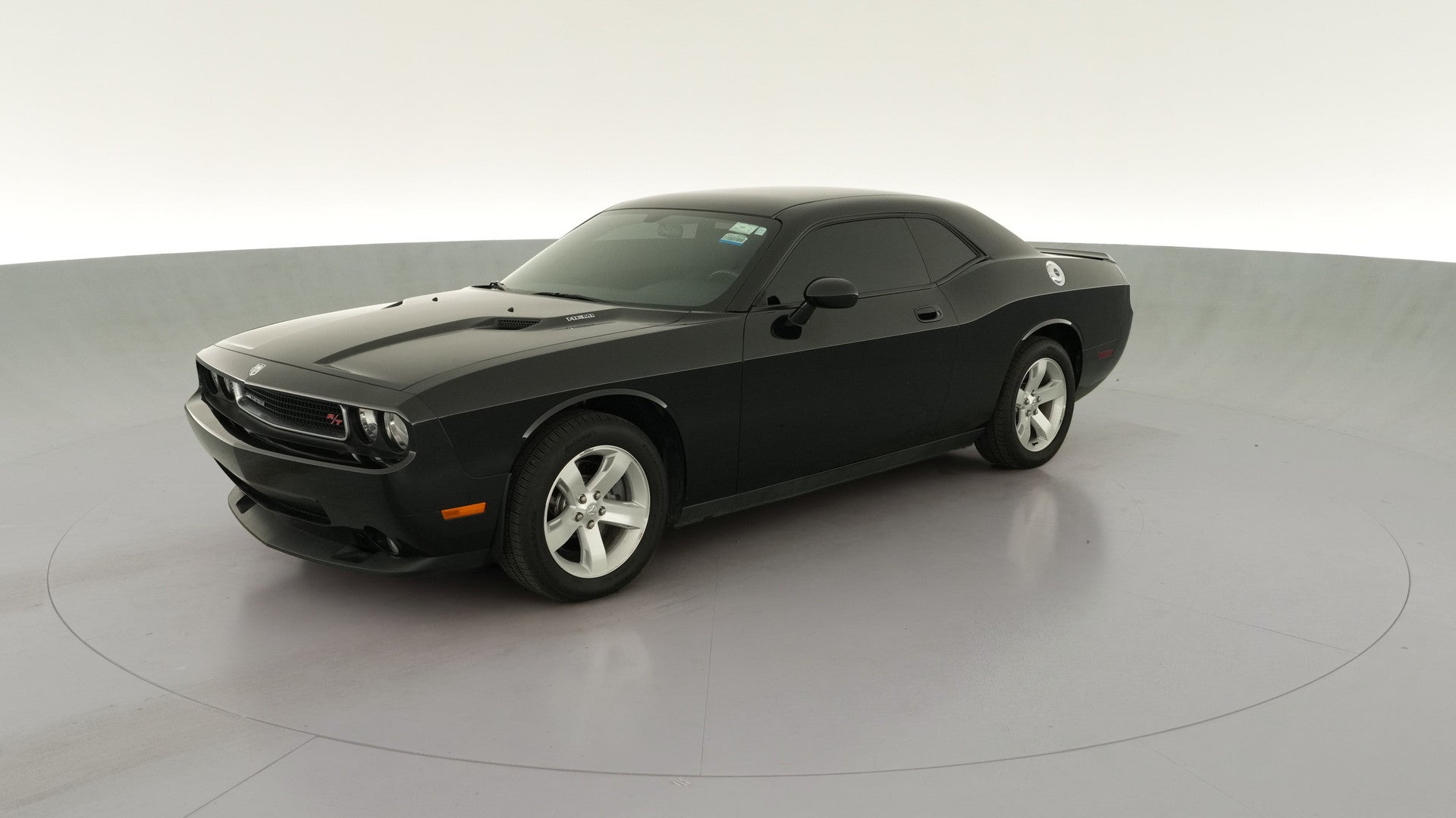 2010 Dodge Challenger vehicle photo