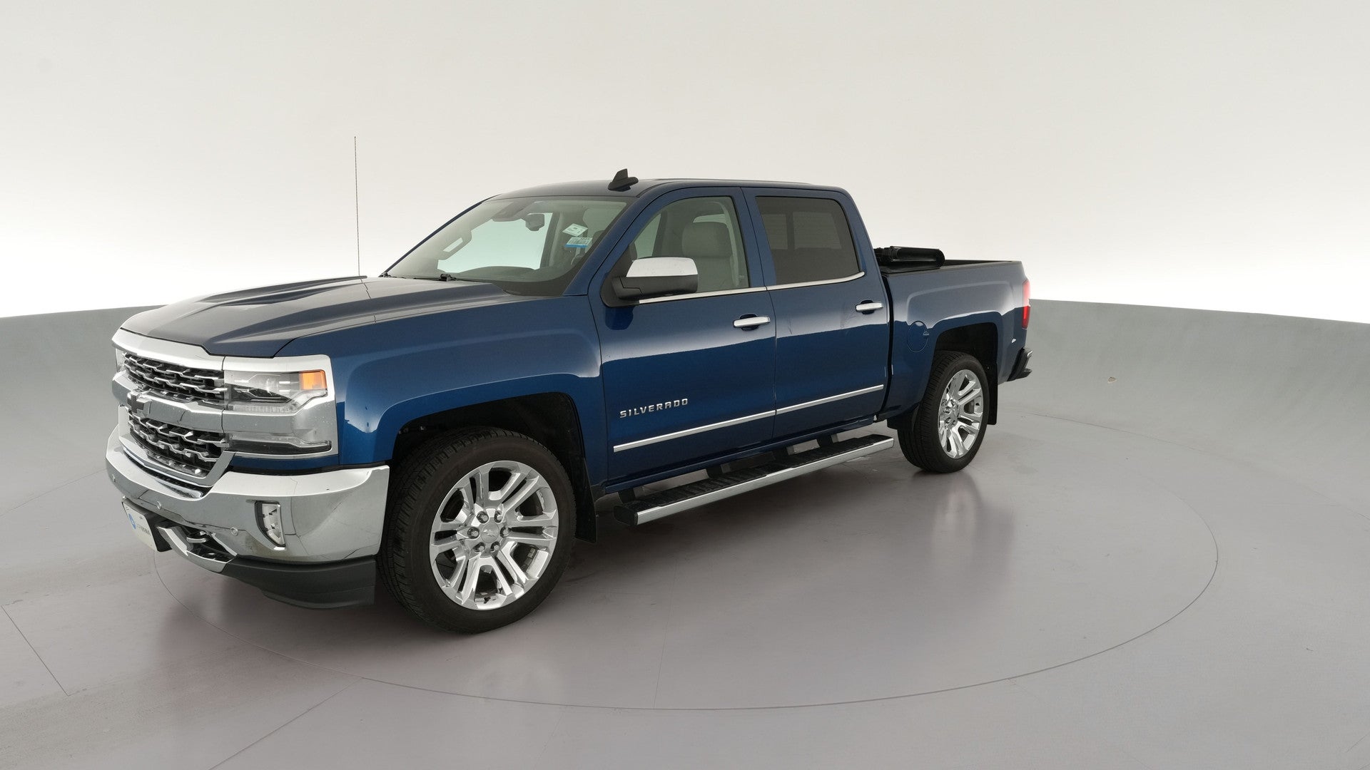 2016 Chevrolet Silverado 1500 Crew Cab vehicle photo