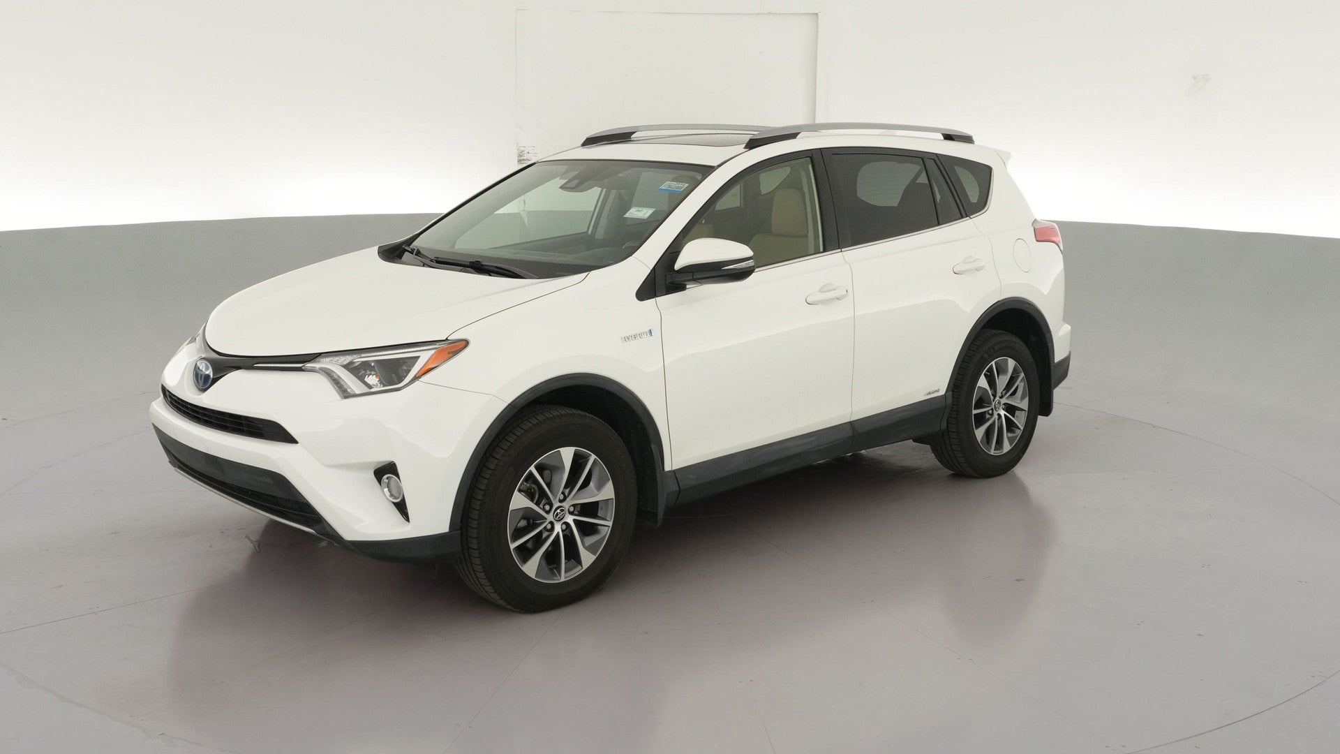 2018 Toyota RAV4 Hybrid vehicle photo
