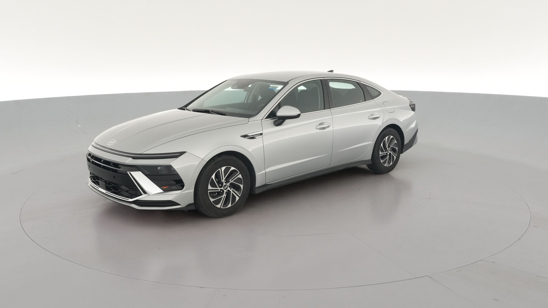 2026 Hyundai Sonata Hybrid vehicle photo
