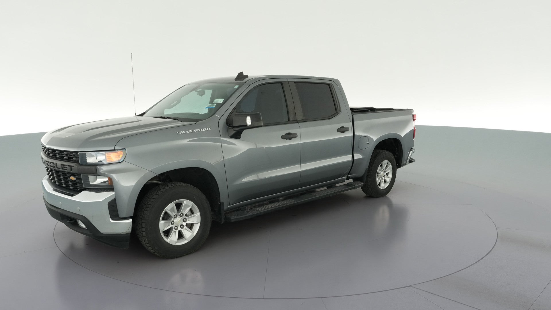 2020 Chevrolet Silverado 1500 Crew Cab vehicle photo